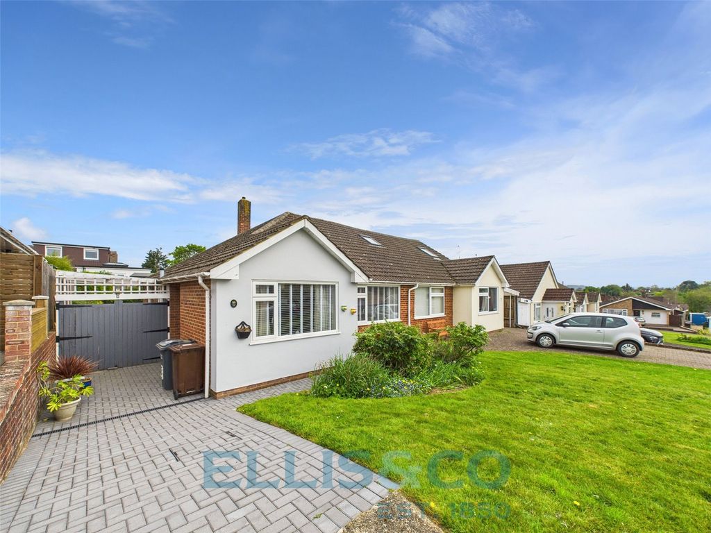 Property photo 1 of 10 Picture No. 14