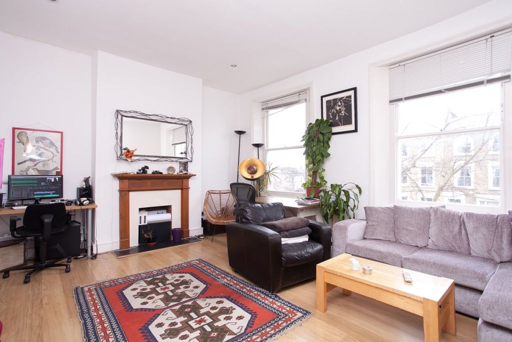 Property photo 2 of 9