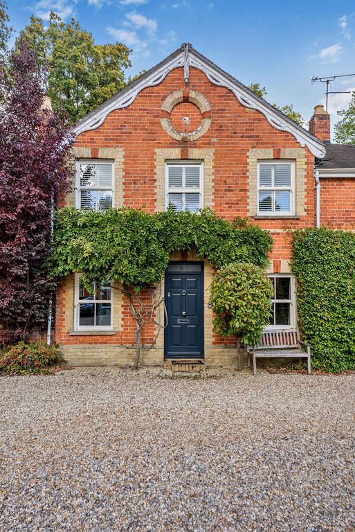 Property photo 2 of 24