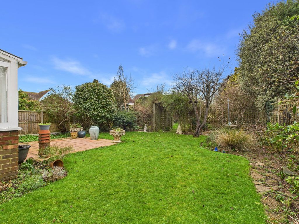 Property photo 3 of 18