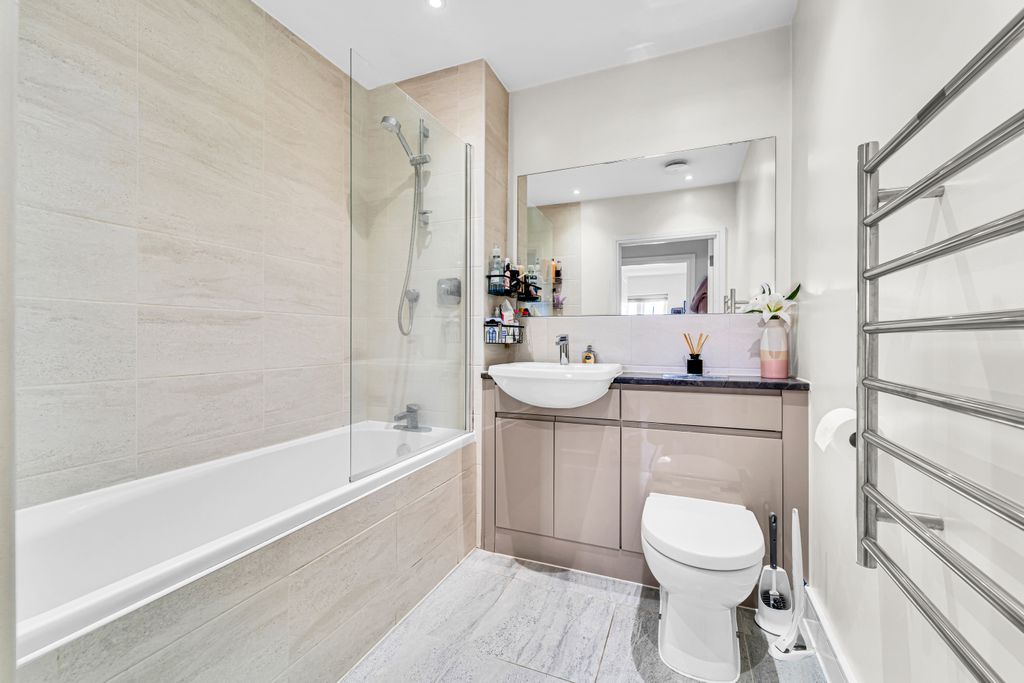 Property photo 3 of 10 Dsc08071