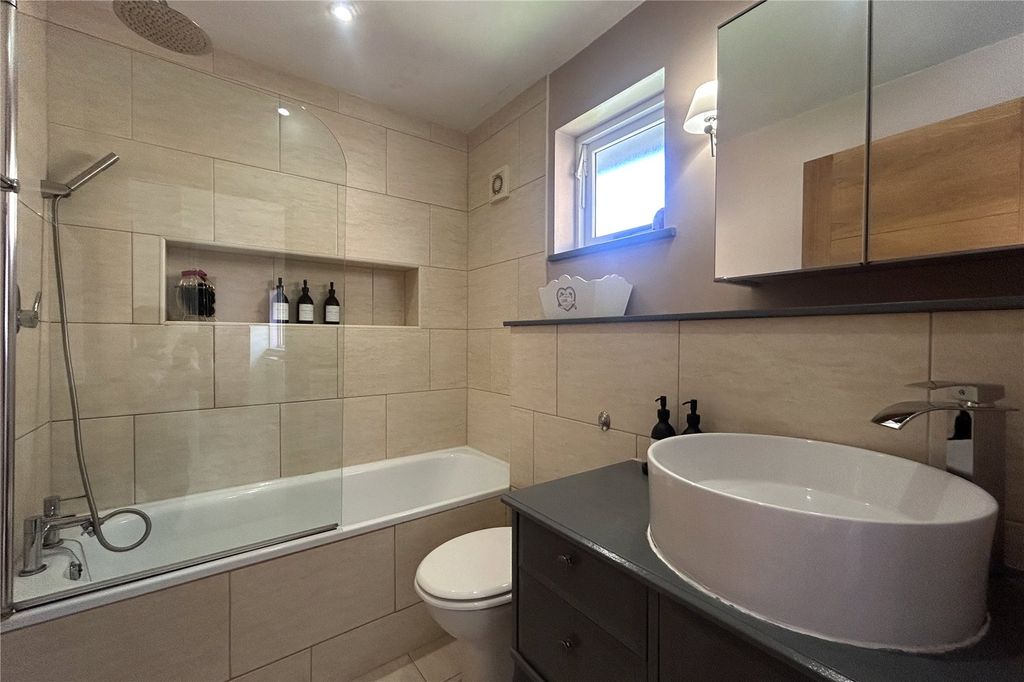 Property photo 3 of 10 Picture No. 05