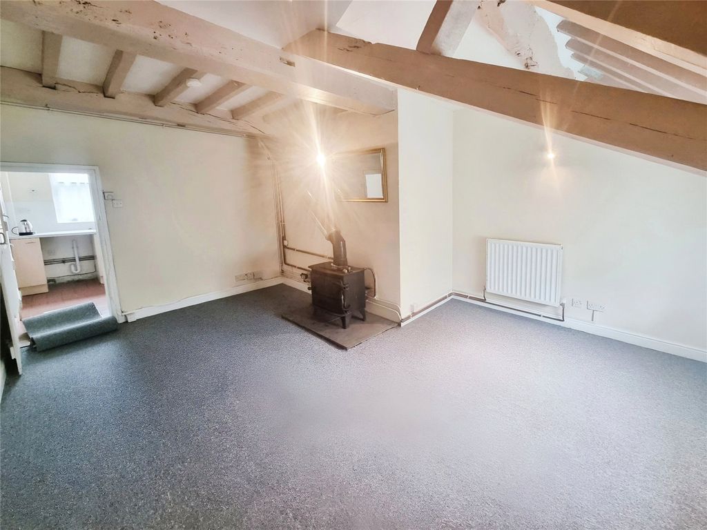 Property photo 3 of 5 Picture No. 04