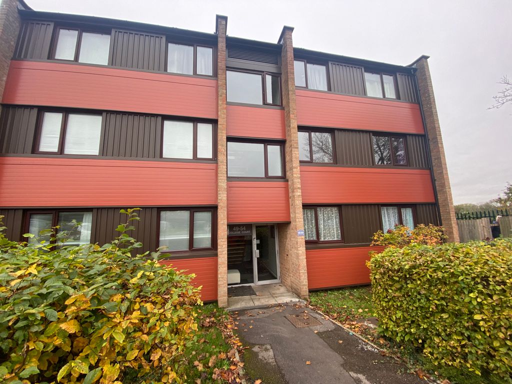 Property photo 1 of 9