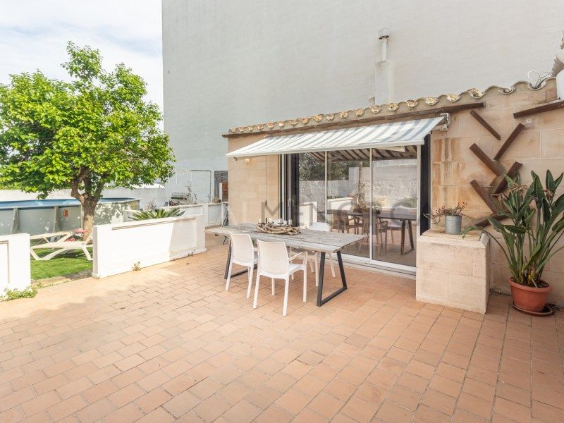 Property photo 1 of 26