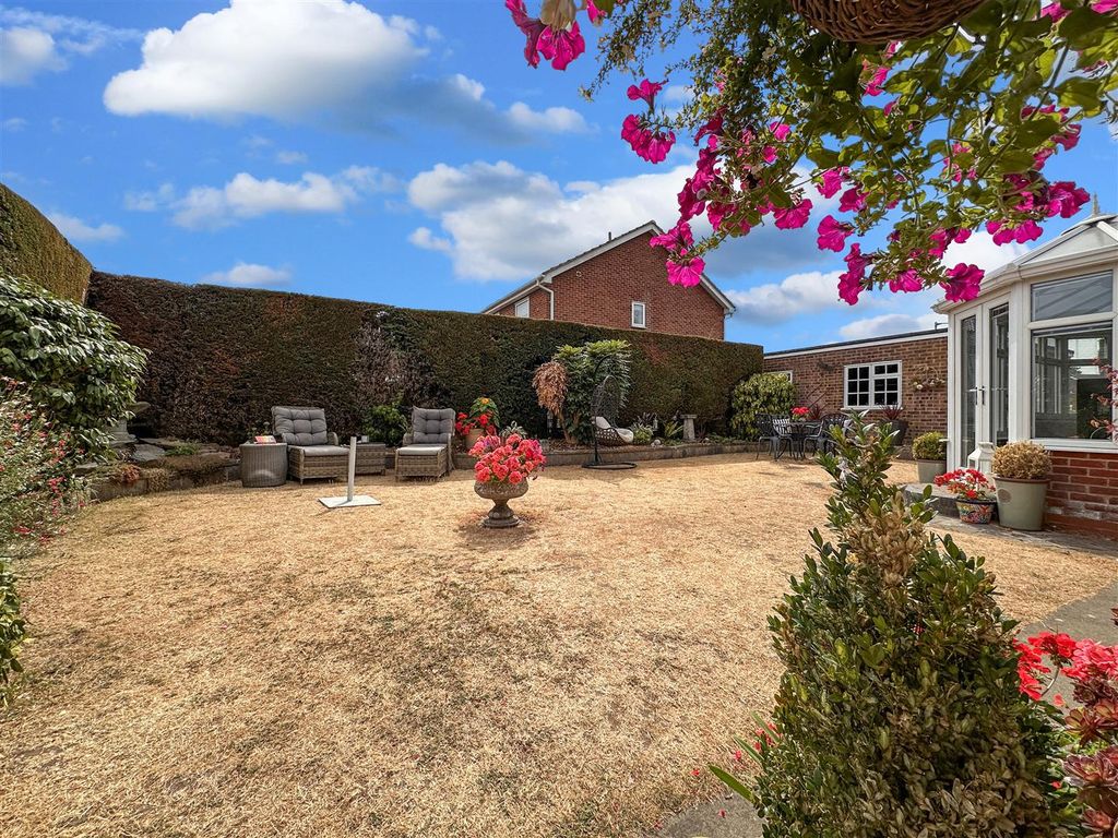 Property photo 3 of 24 Private Rear Garden 807