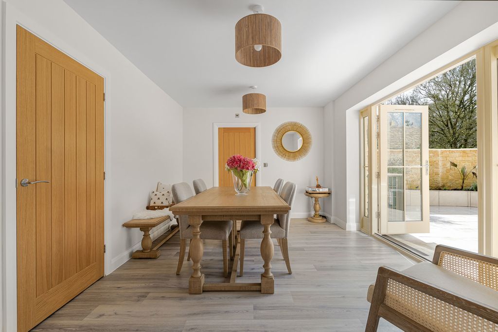 Property photo 3 of 26 12_75141