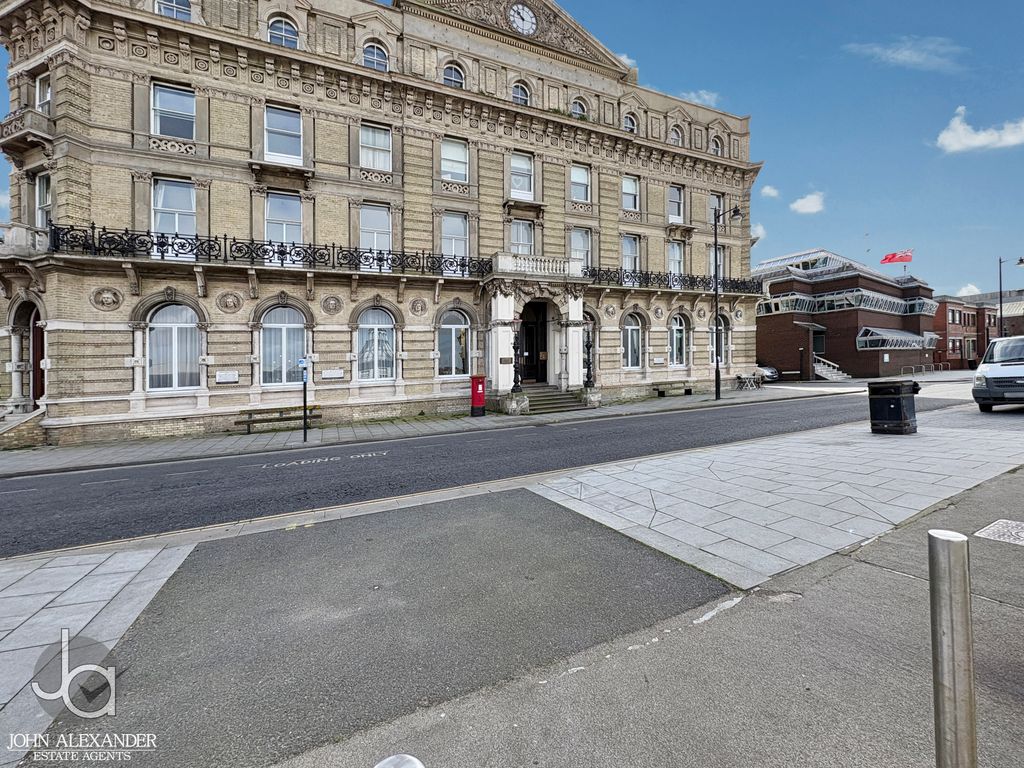 Property photo 1 of 10 20260330_122059911_0.0