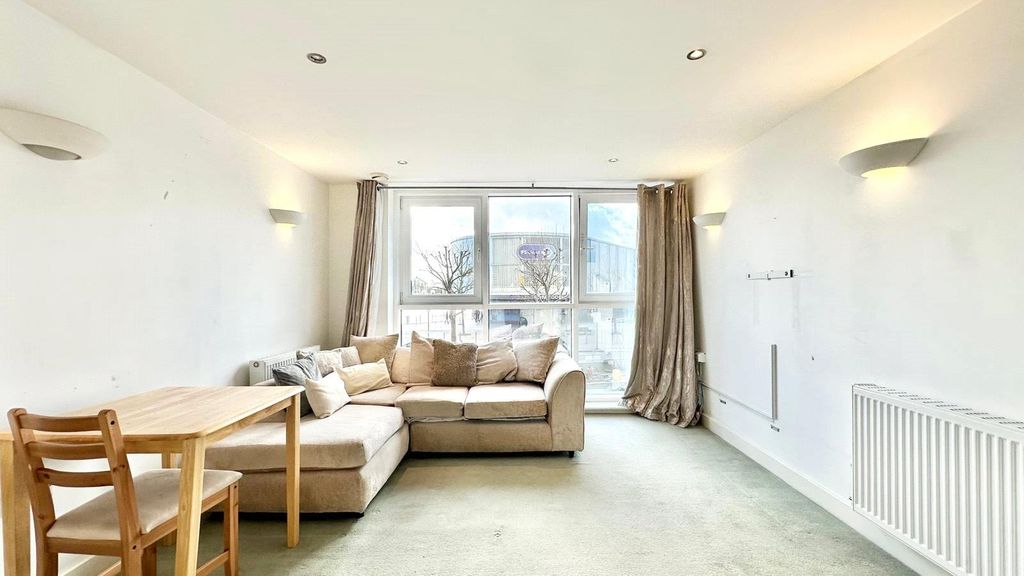 Property photo 2 of 10 Picture No. 08