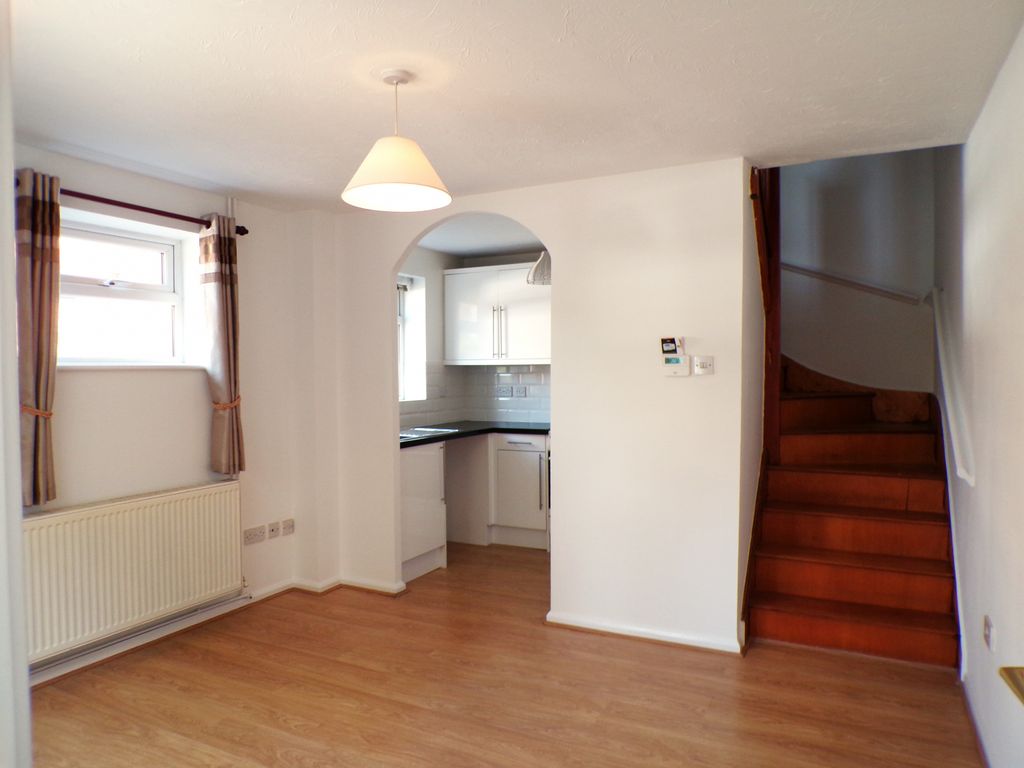 Property photo 3 of 9 Gallery