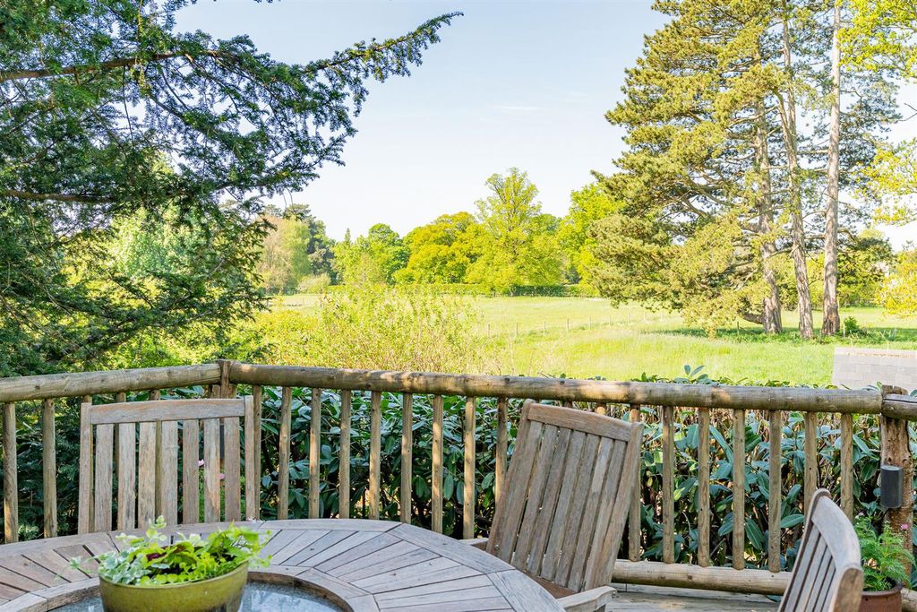 Property photo 2 of 31 External-19.Jpg