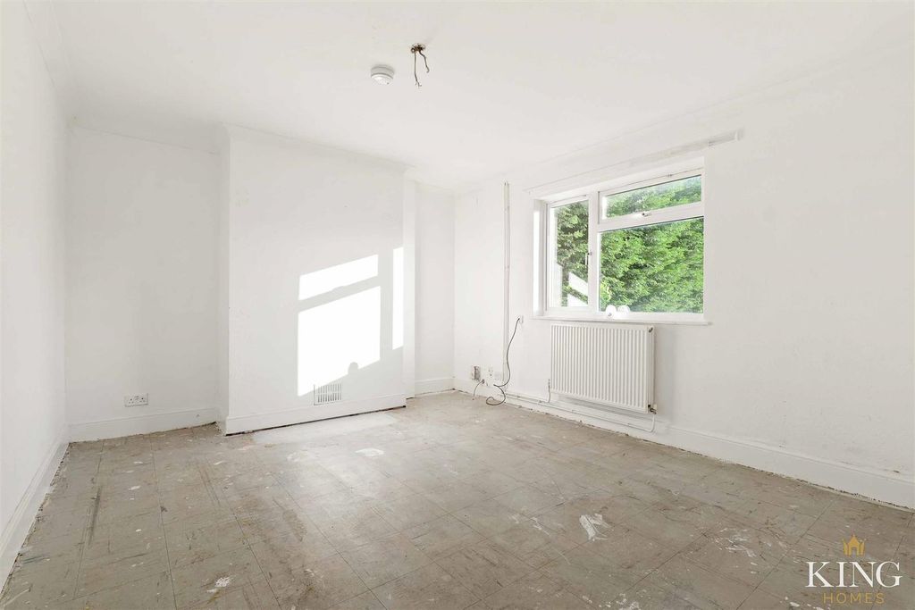 Property photo 2 of 13 King Homes - 2