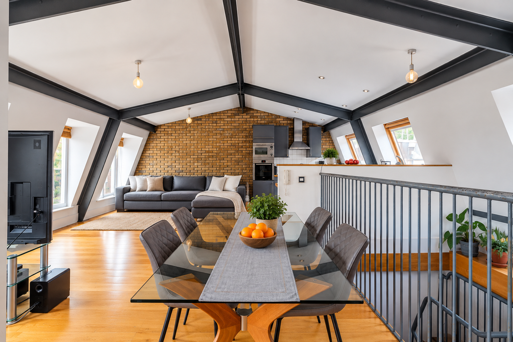Property photo 1 of 25 Earlham Street Seven Dials Covent Garden WC2 2 Bed With Terrace
