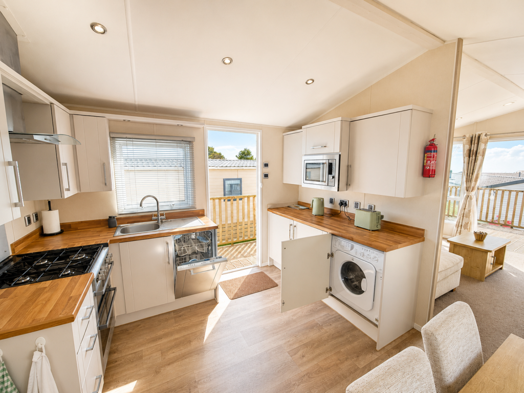Property photo 3 of 11 0B0E42F8 3B47 46Ad 9Fc6 5442Aceeb135.Png