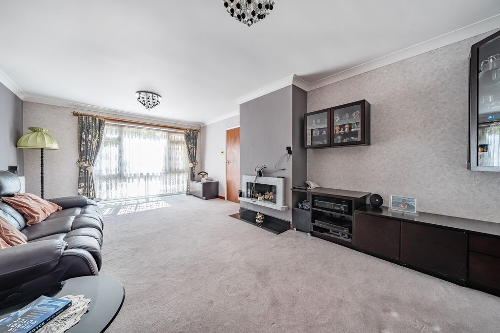 Property photo 3 of 23 Reception Room