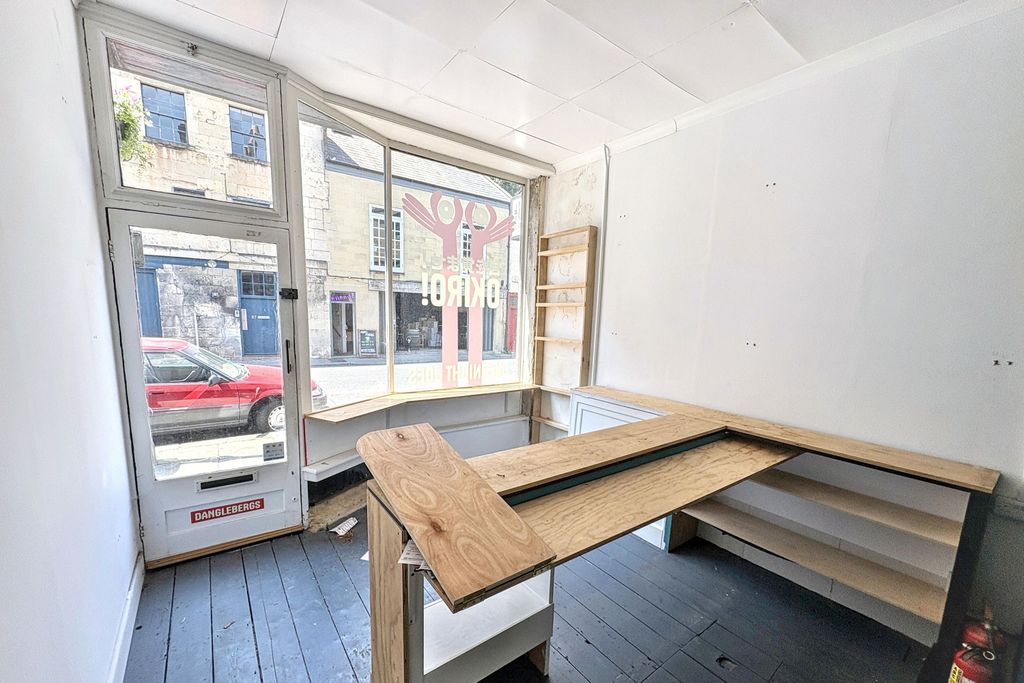 Property photo 2 of 14 106 Walcot Street, Bath BA1 5Bg