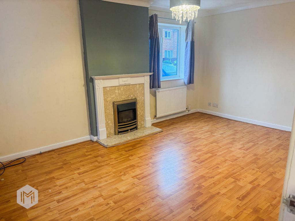 Property photo 2 of 13 Picture No. 17