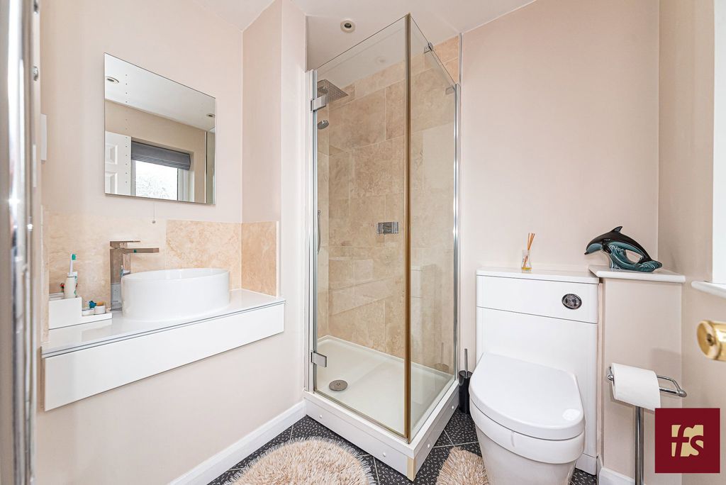 Additional image 20 of 4 bed detached house for saleChaucer Road, Crowthorne, Berkshire RG45