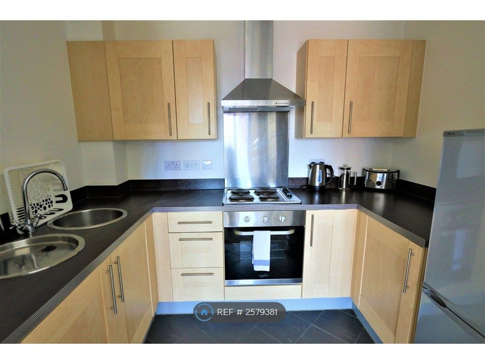 Property photo 3 of 11