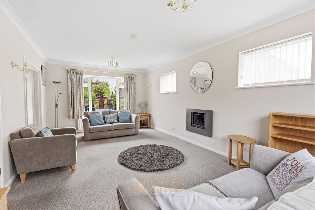 Additional image 6 of 4 bed detached house for saleOld Horsham Road, Crawley RH11