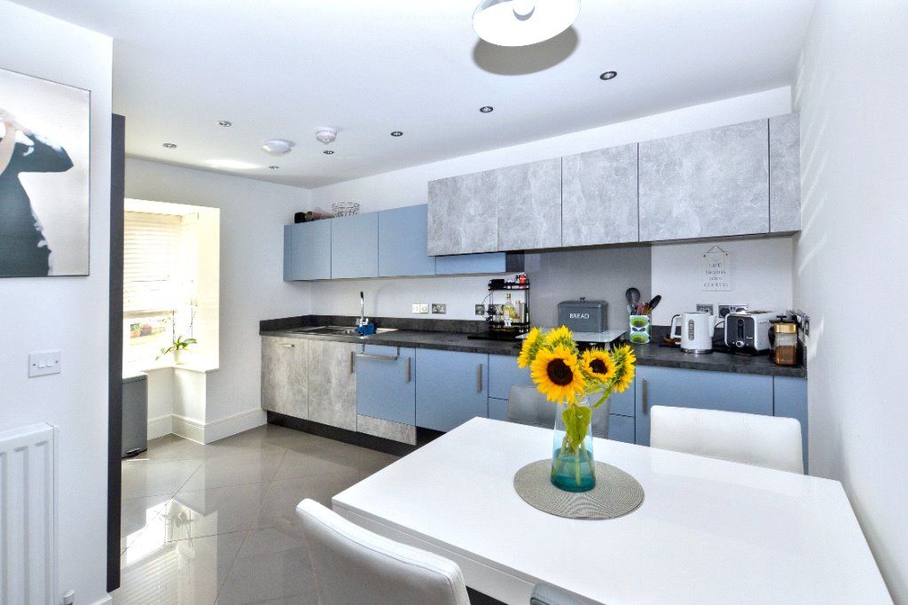 Property photo 3 of 11 Picture No. 01