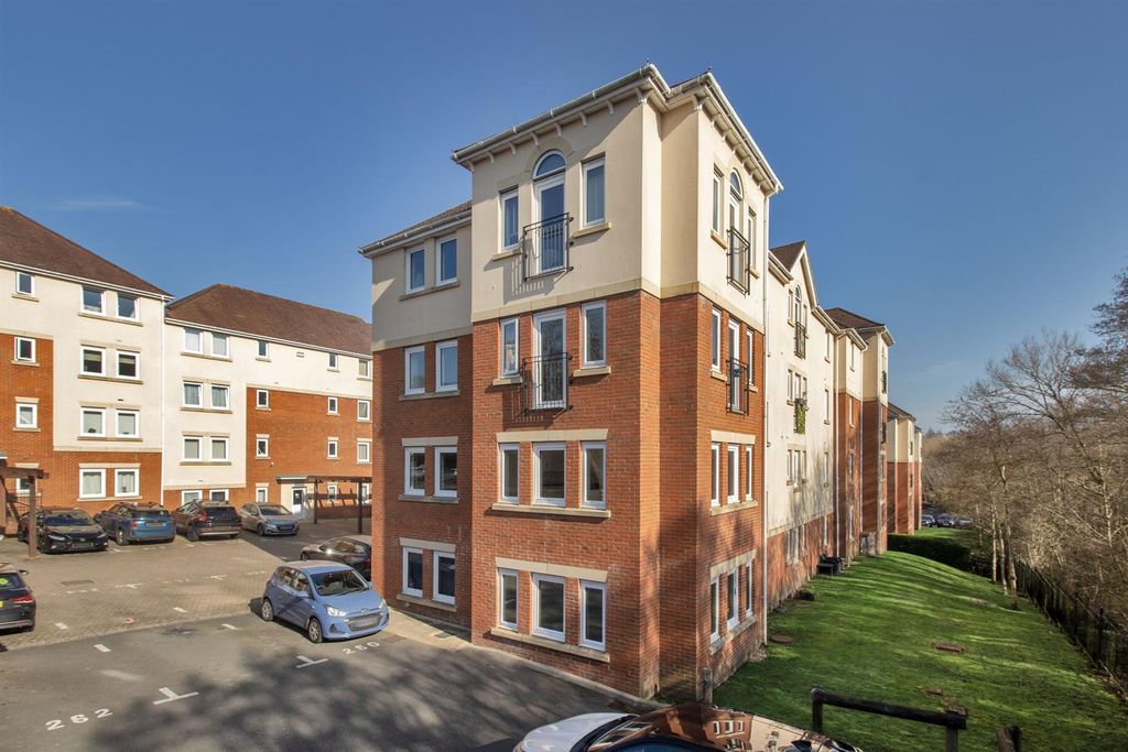 Property photo 1 of 10 62693_004.Jpg