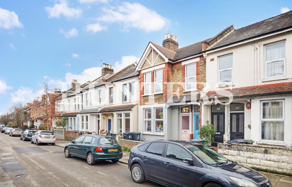 Property photo 2 of 11 Hunters-St John_S Rd-47.Jpg