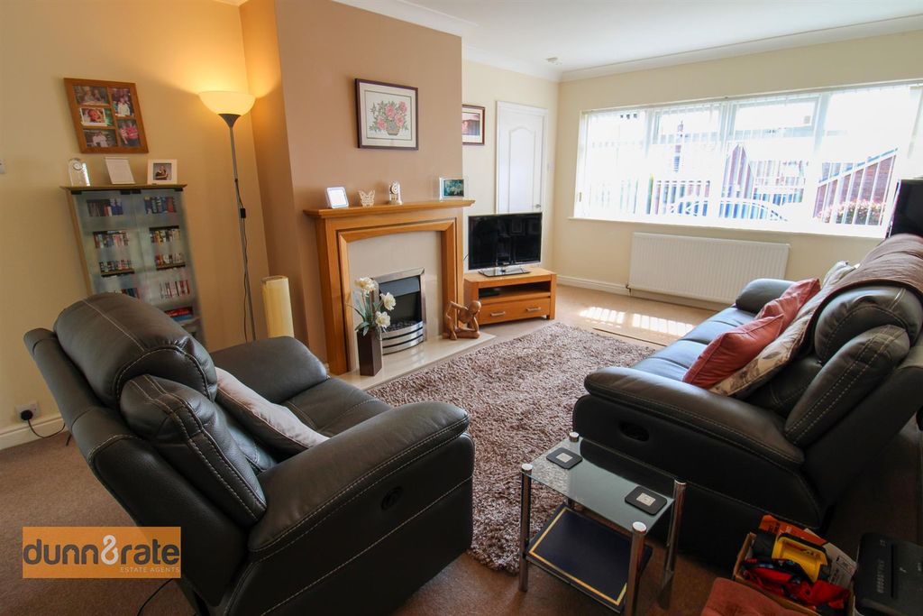 Property photo 2 of 15 Img_1945.Jpg