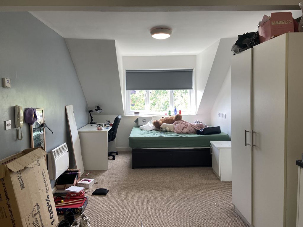 Property photo 2 of 8 Alls94384854520260619-Interior-7-Kl2Rpsguzerh2Krw.Jpg