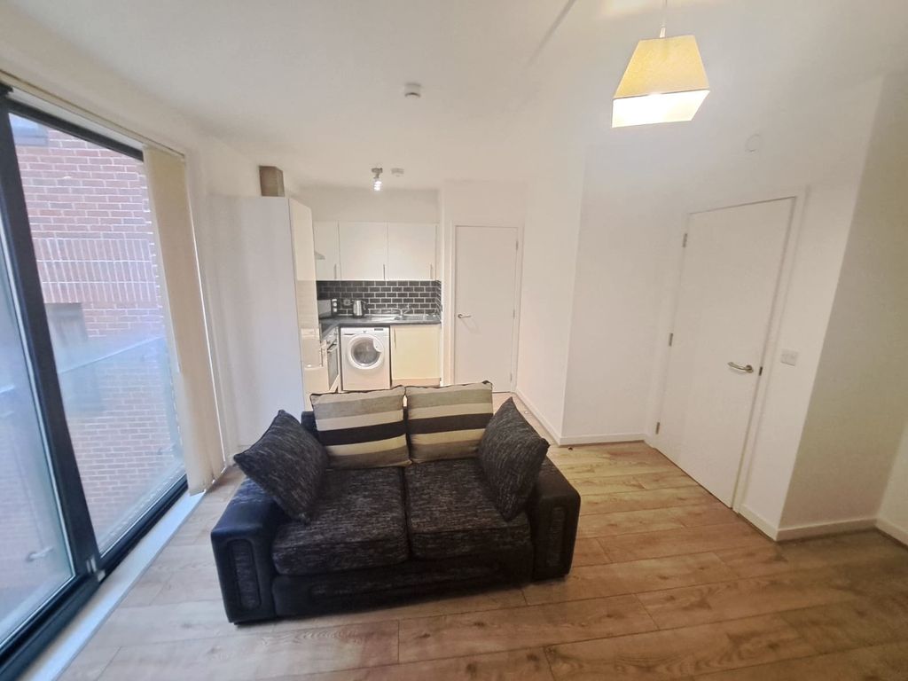 Property photo 3 of 13