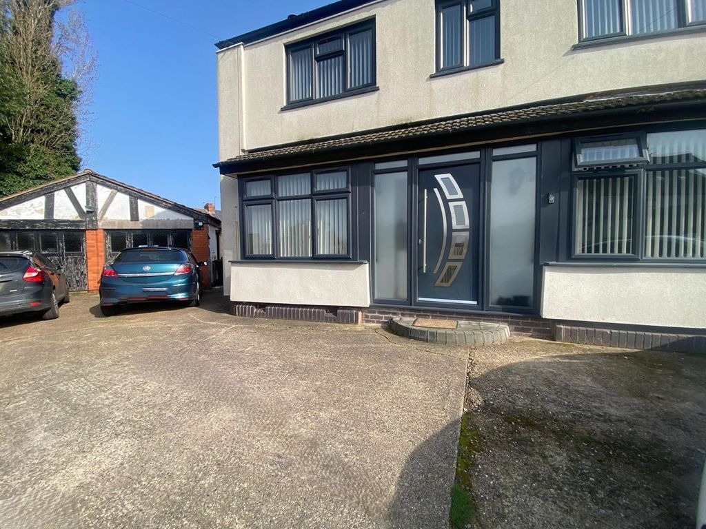 Property photo 2 of 25