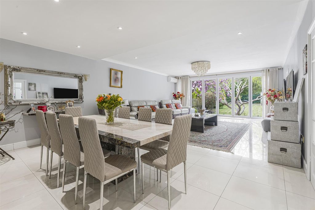 Property photo 2 of 14 Main Dining Area