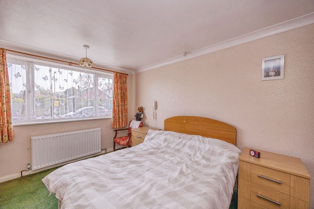 Property photo 2 of 19 Pbox-Img.Jpg