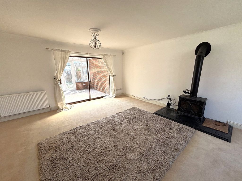 Property photo 2 of 17 Picture No. 26