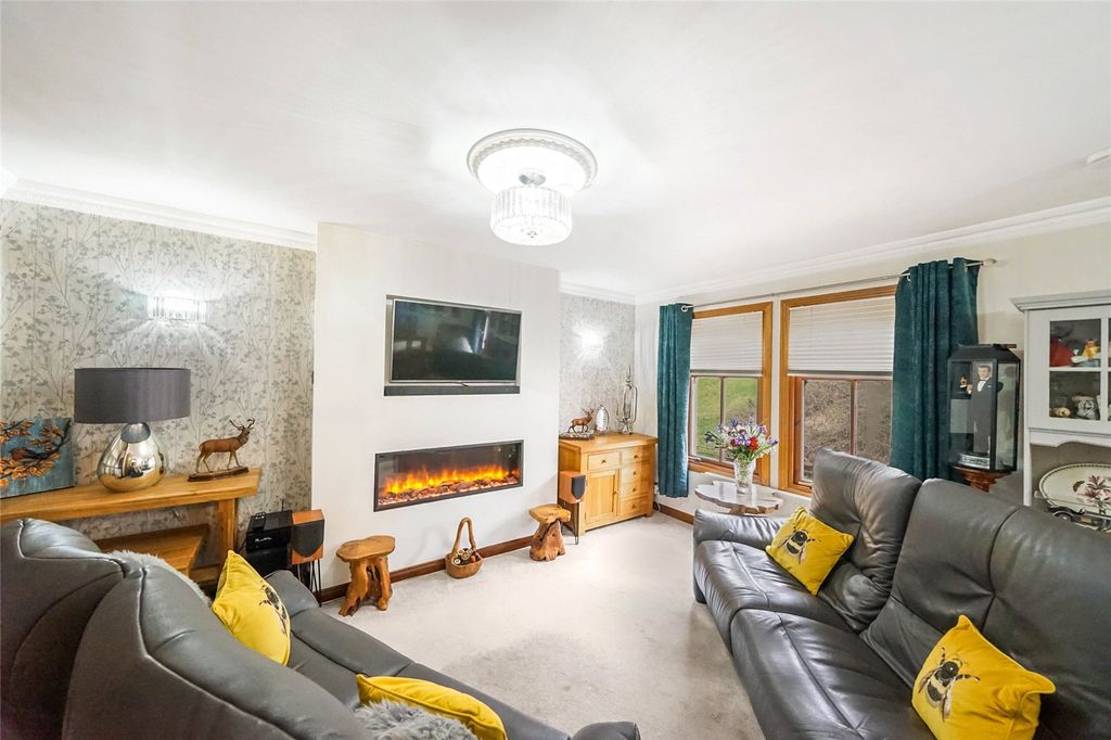 Property photo 3 of 22 Picture No. 29