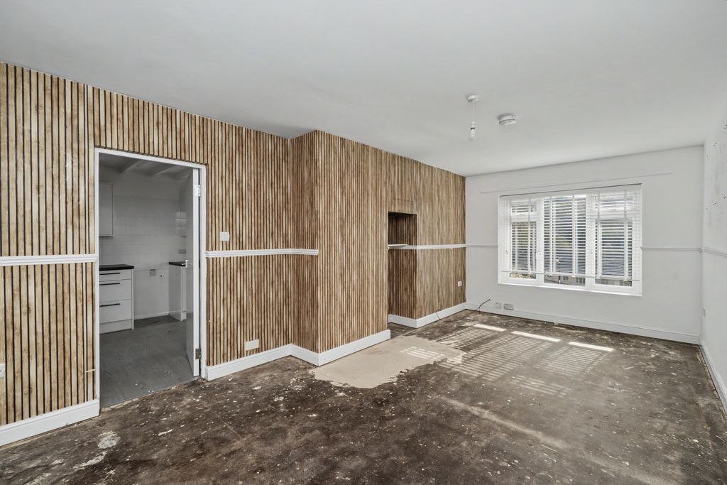 Property photo 2 of 20 113 Queensway, Brighton, East Sussex, Bn2 0Fb