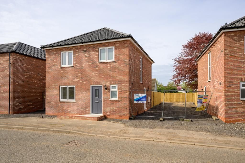 Property photo 1 of 22