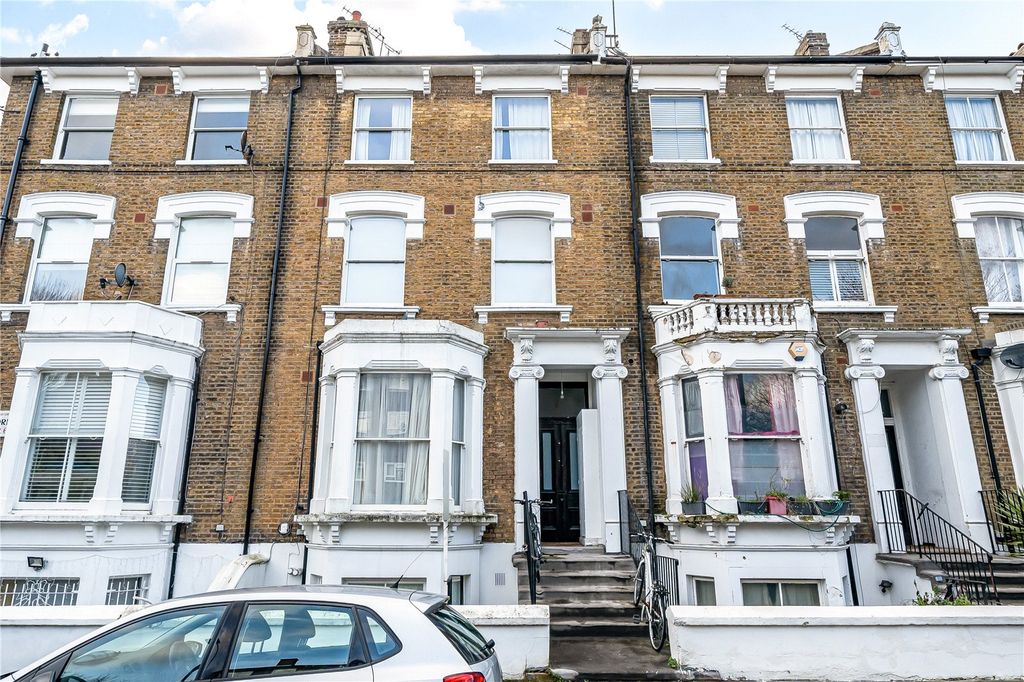 Property photo 2 of 16 Picture No. 03