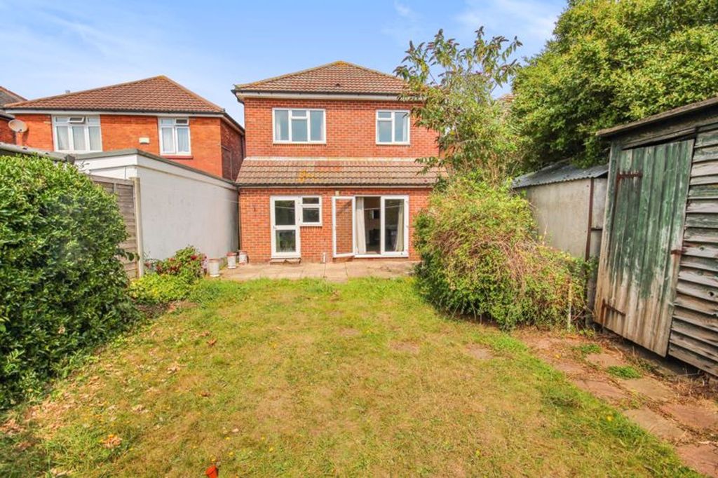 Property photo 1 of 13 Photo 14