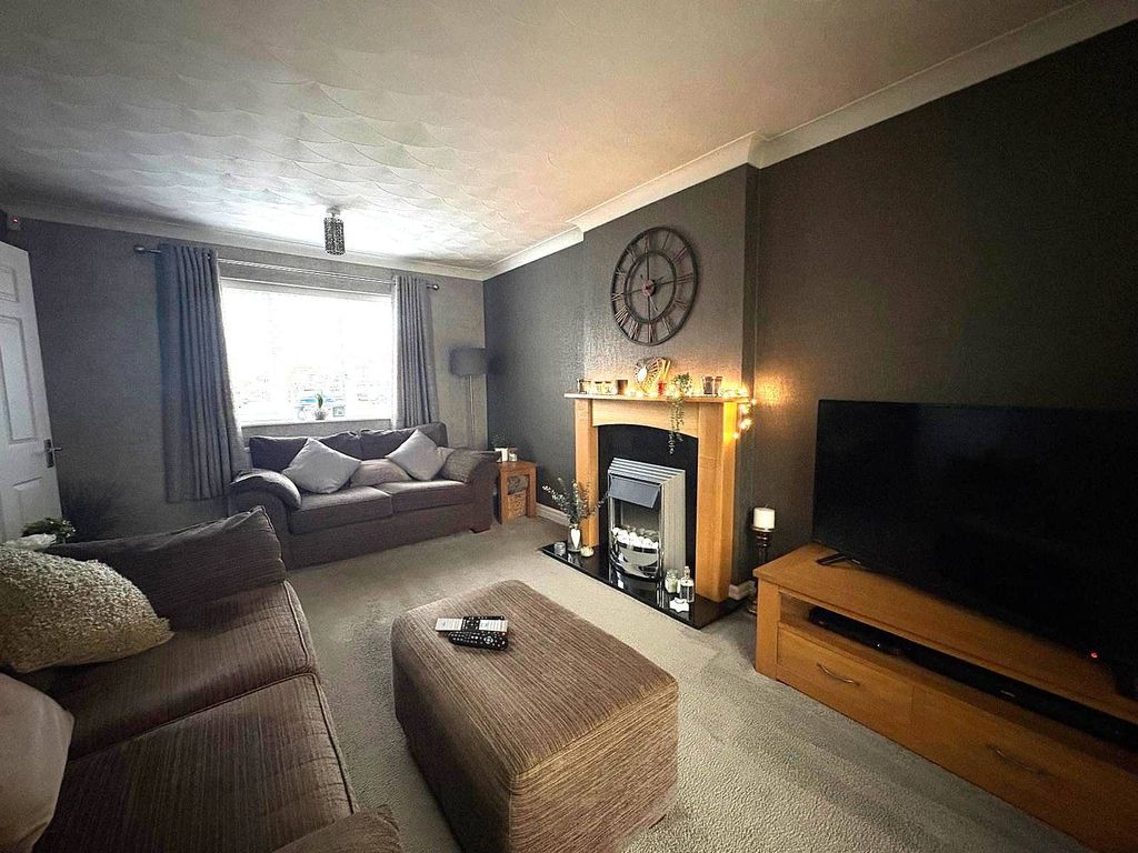 Property photo 2 of 27 Gallery