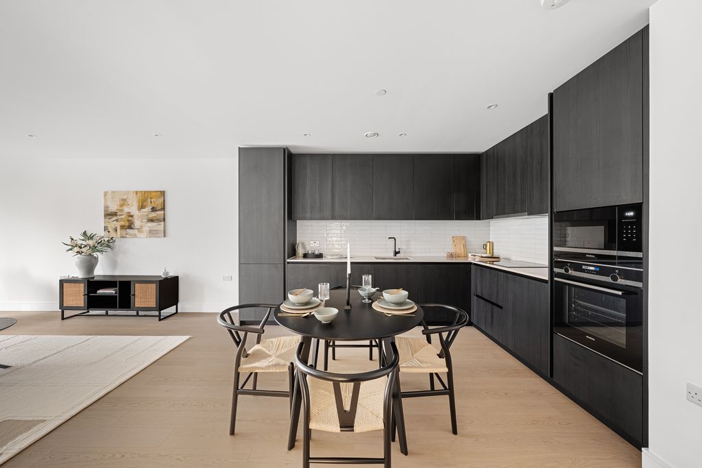 Property photo 1 of 18 Elephant Park-C405-01.Jpg