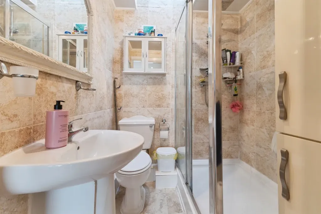 Additional image 11 of 5 bed semi-detached house for saleHeythrop Drive, Middlesbrough TS5