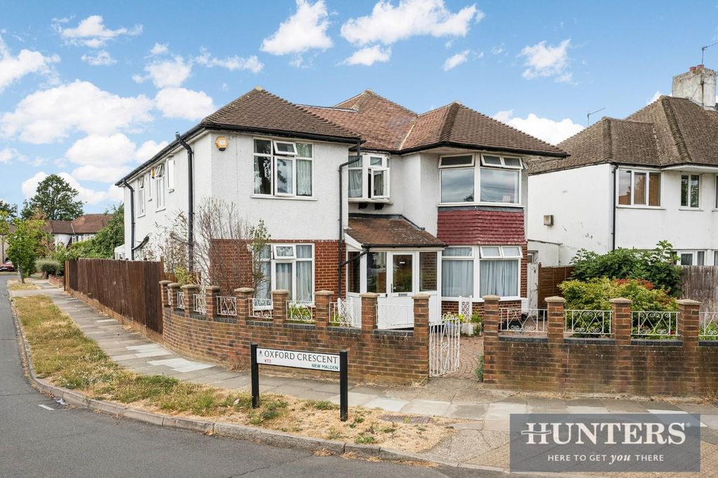 Property photo 1 of 17 South Lane-60.Jpg