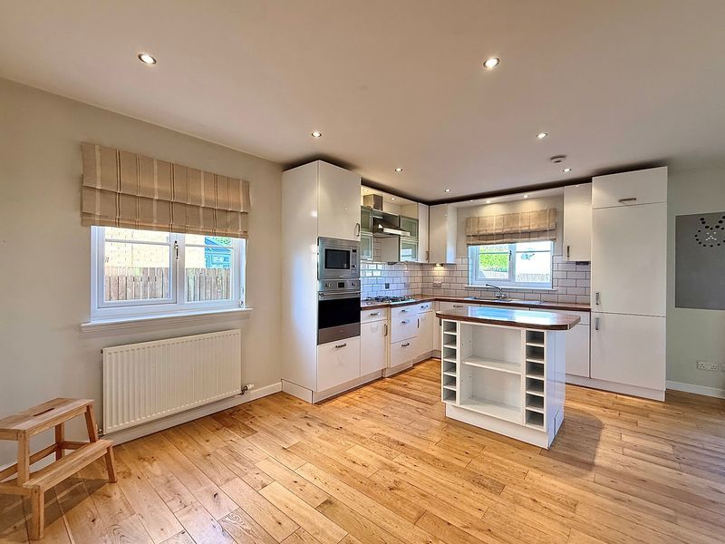 Property photo 3 of 24 Photo 2