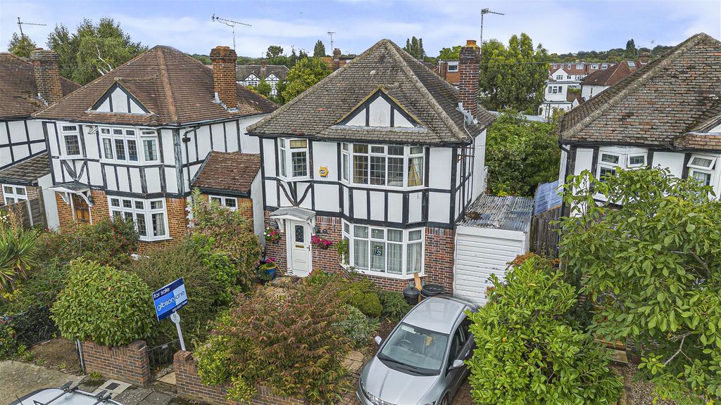 Property photo 1 of 19