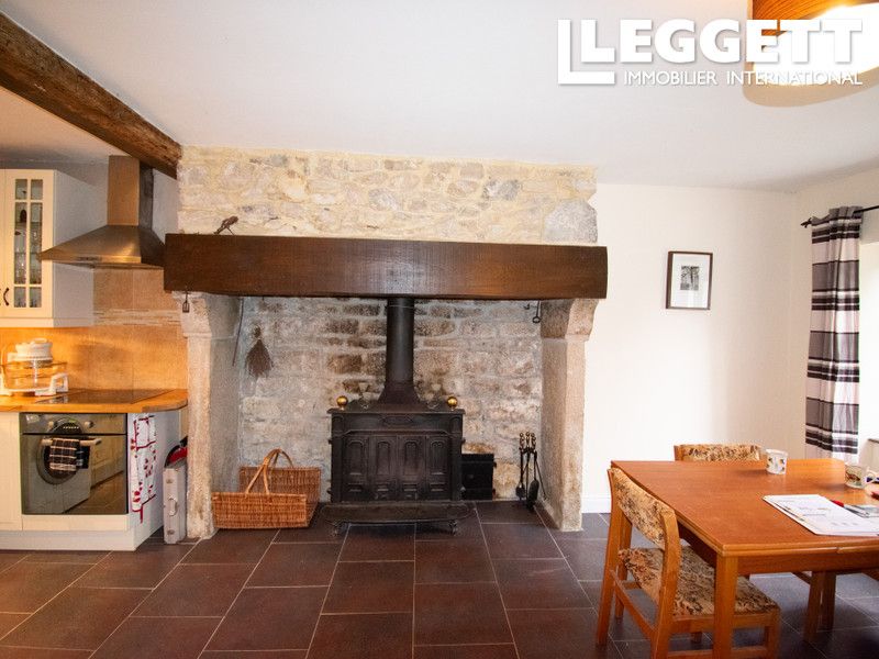 Property photo 3 of 10