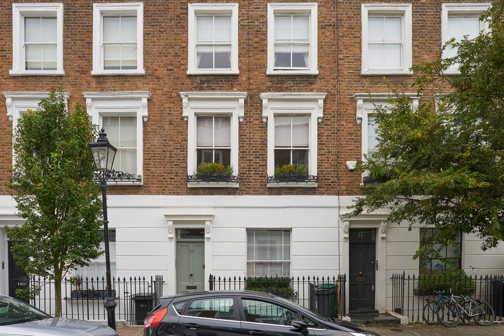 Property photo 2 of 25 230024 - Tmh_13_Edis_Street_21_08_24_8591.Jpg