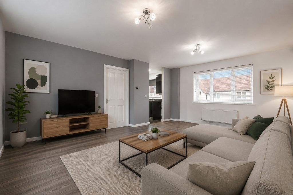 Property photo 2 of 7 4962663