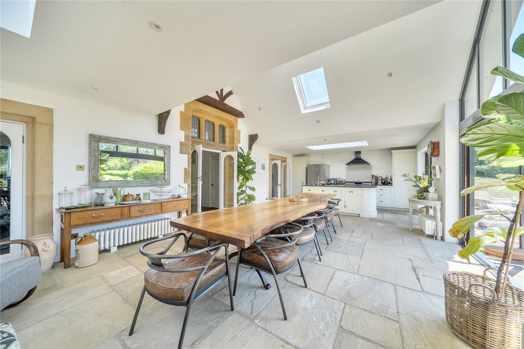 Property photo 3 of 16 Dining Room