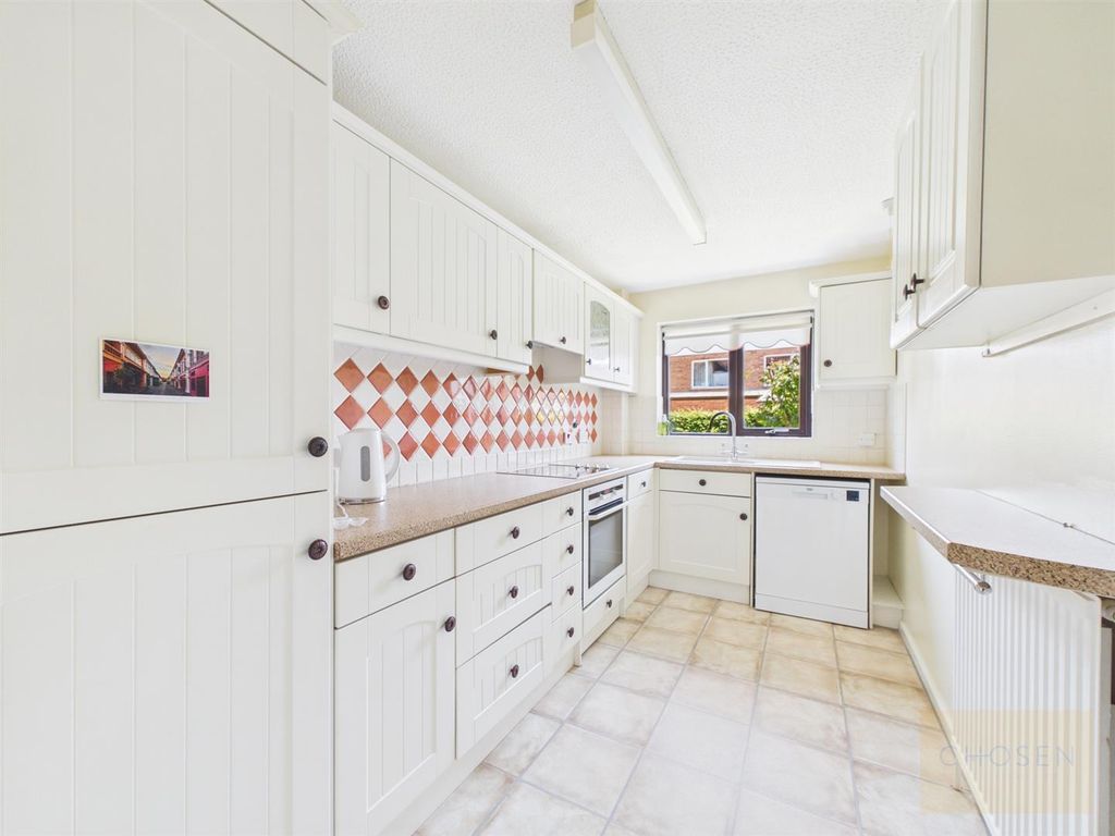Property photo 3 of 8